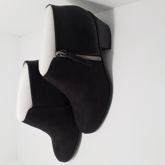 Black Booties Size 6 NEW - Picture 10 of 10